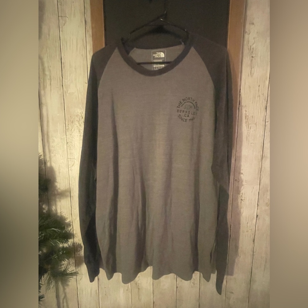 The North Face Since 1996 Mens Baseball Raglan 3/4‎ Sleeve Gray T-Shirt